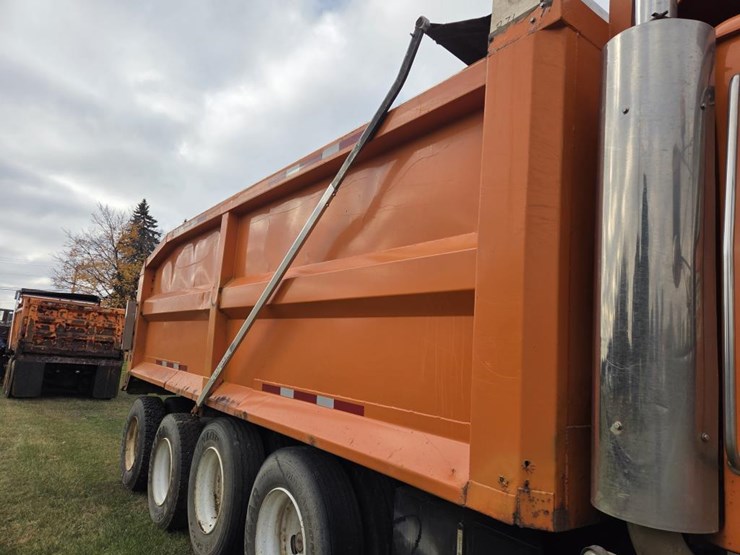#2291-•-2003-western-star-quad-axle-dump-truck-image-27