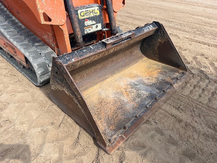 2019-gehl-rt105-image-15