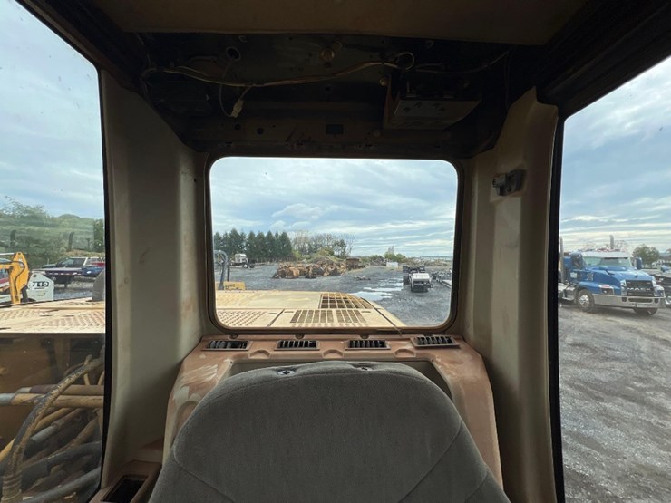 2000-caterpillar-320c-image-44