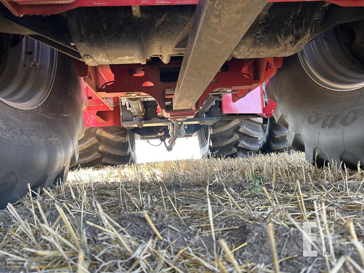 2011-case-ih-steiger-600-hd-image-34