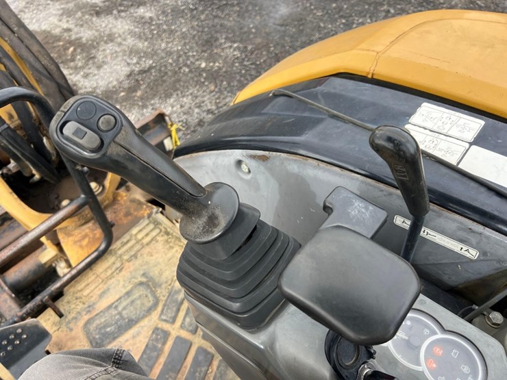 2012-caterpillar-305d-cr-image-32