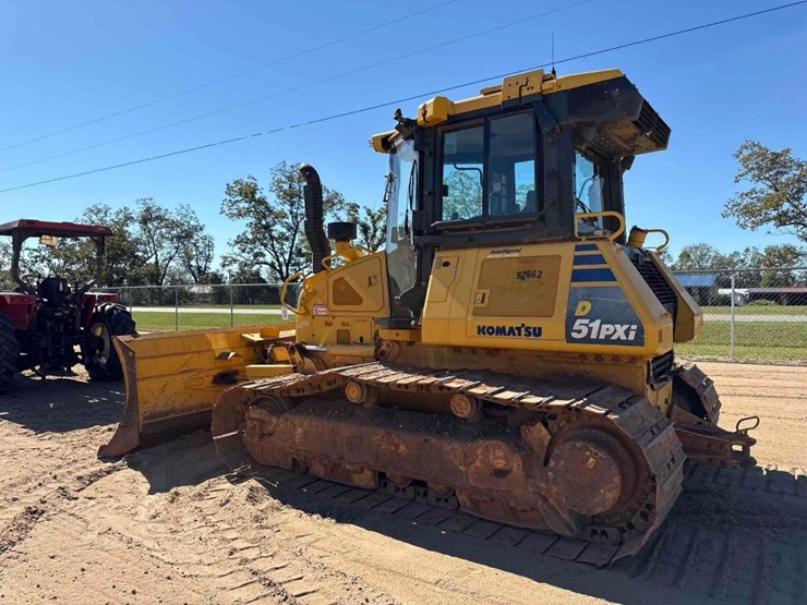 komatsu-d51pxi-24-image-8