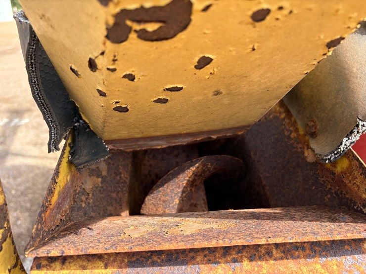 #6849-•-new-holland-352-grinder-mixer-image-8