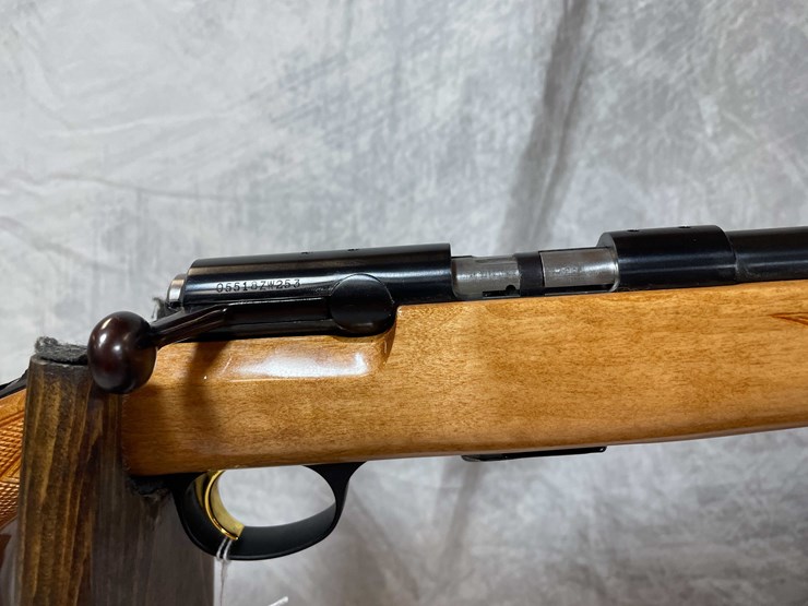 #2062-•-browning-t-bolt-medallion-17-hmr-bolt-action-rifle,-sn:-05518zw253-image-18