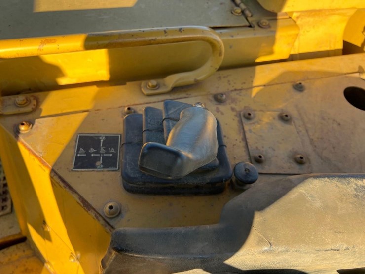 caterpillar-d6r-xl-image-27