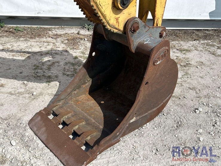 2005-deere-310g-image-22