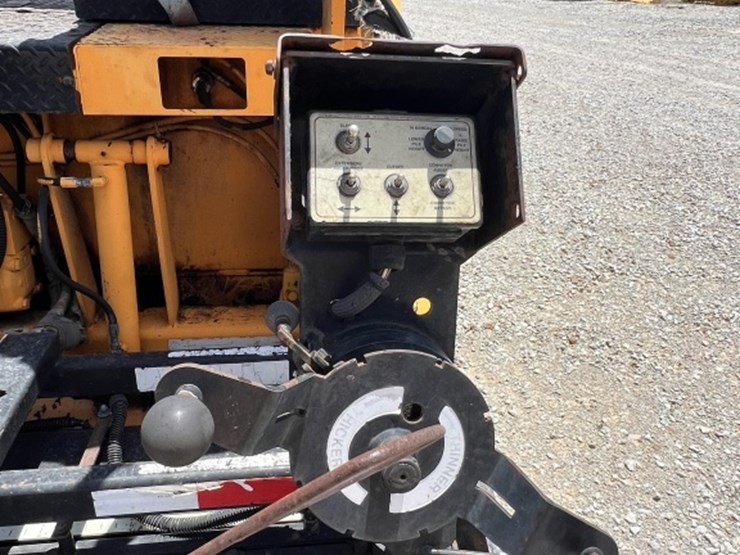 #4707-•-leeboy-l8816r-legend-asphalt-paver-image-14