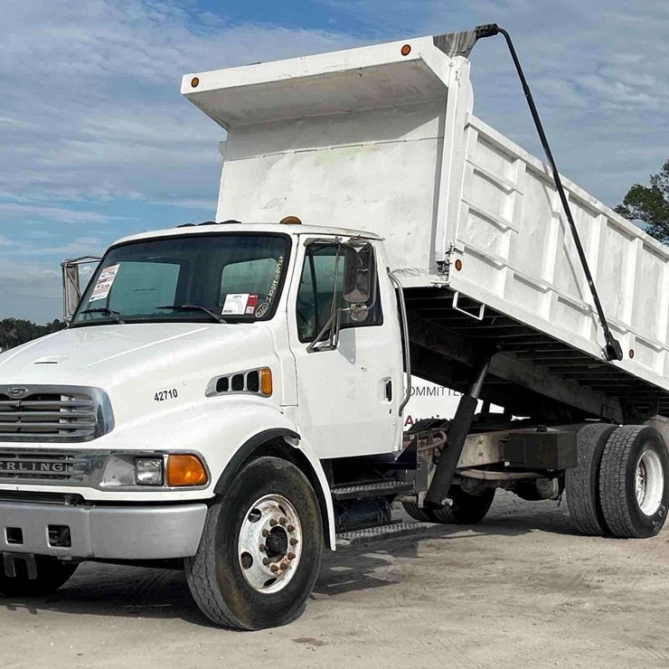 2007 STERLING ACTERRA