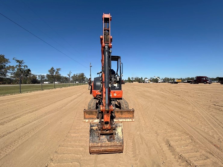 2020-kubota-kx033-4-image-2