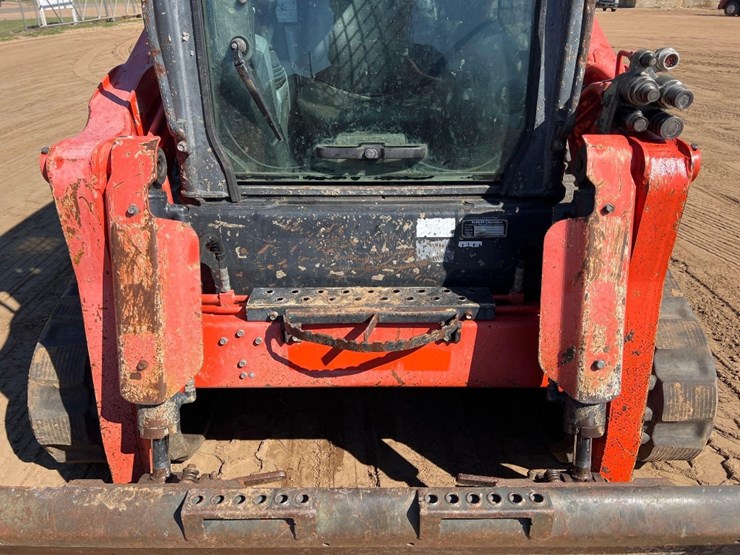 2017-kubota-svl95-2s-image-19