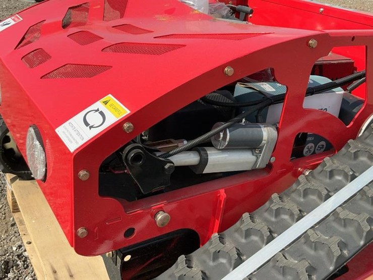 #1275-•-unused-future-ft750-lawn-mower-image-14