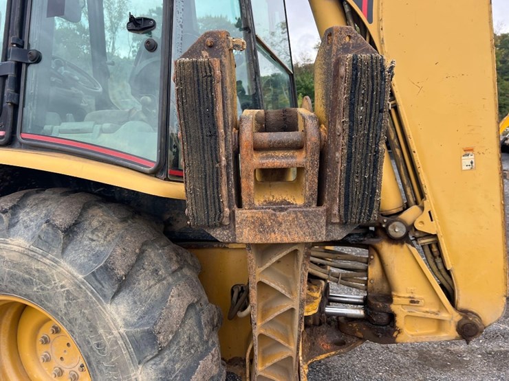 2001-caterpillar-420d-image-15