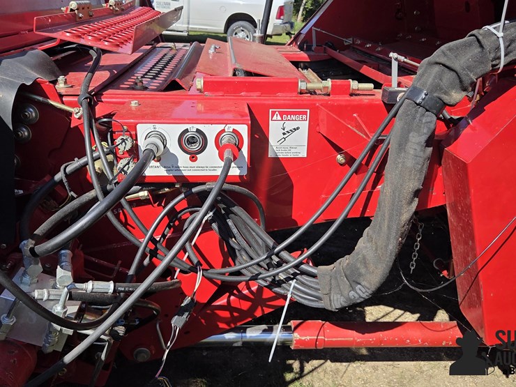 2008-case-ih-2577-image-14