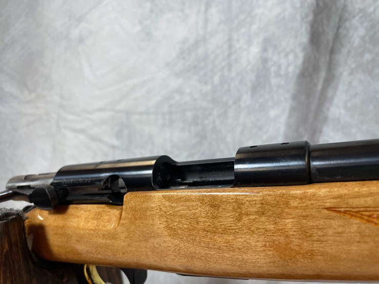 #2062-•-browning-t-bolt-medallion-17-hmr-bolt-action-rifle,-sn:-05518zw253-image-20