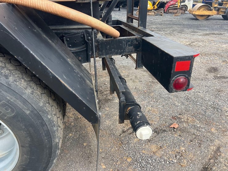 1983-international-s-series-water-truck-image-19