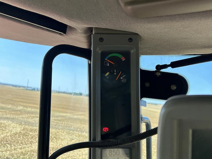 2011-case-ih-steiger-600-hd-image-77