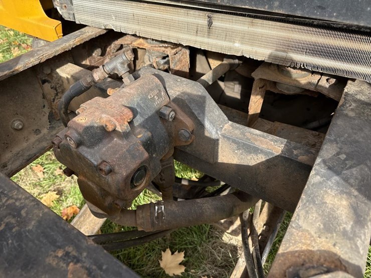 2001-caterpillar-c12-image-11