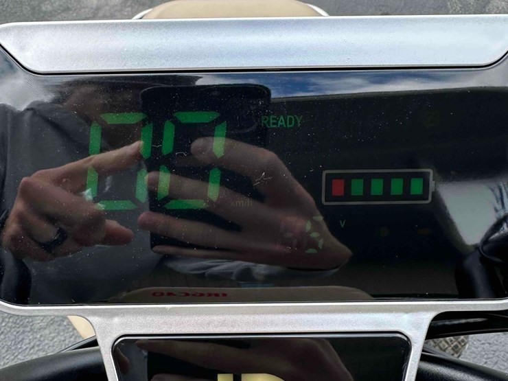 unused-irgc40-battery-powered-mini-golf-cart-image-11