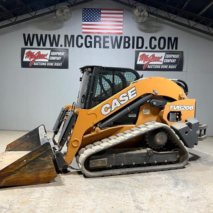 2021 CASE TV620B