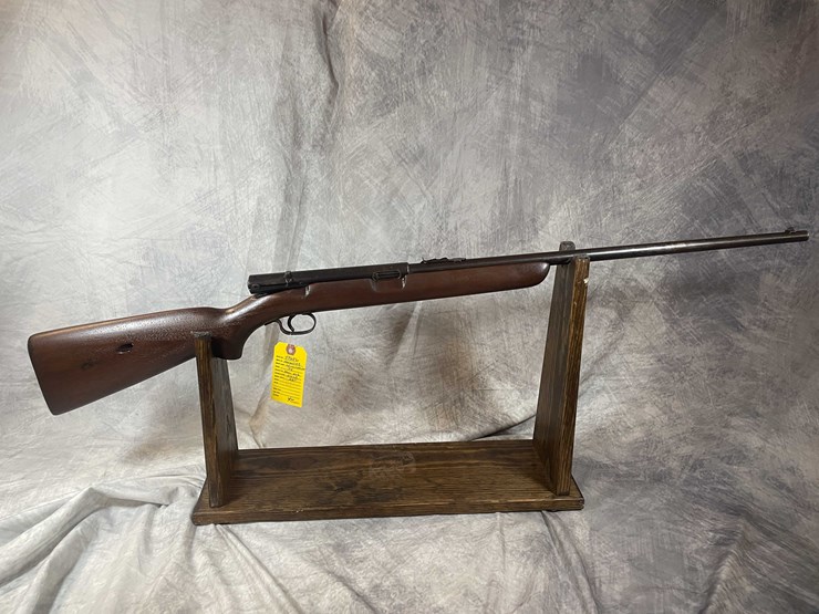 #2075-•-winchester-model-74-22-lr-semi-auto-rifle,-sn:-160604a-image-1