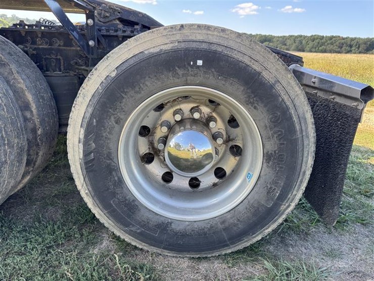 2012-international-prostar-image-49