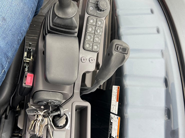 2023-kubota-kx057-5-image-22