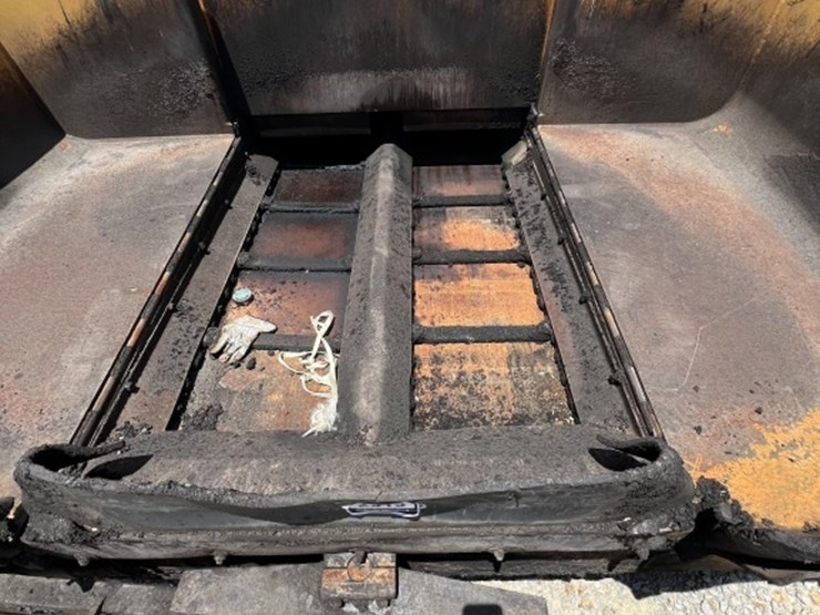 #4707-•-leeboy-l8816r-legend-asphalt-paver-image-3