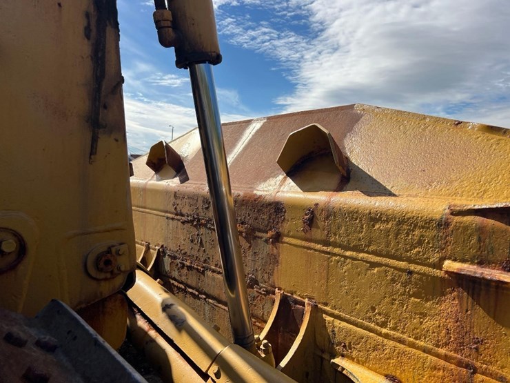 2002-caterpilalr-d8r-hi-track-crawler-dozer-image-22