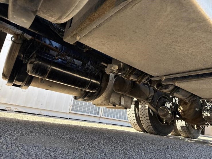 2013-western-star-4900-image-35