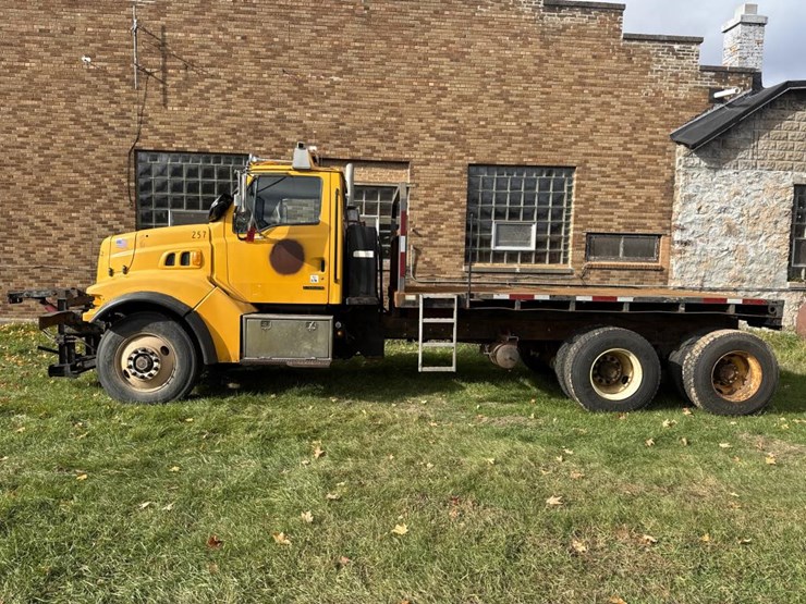 2001-caterpillar-c12-image-2