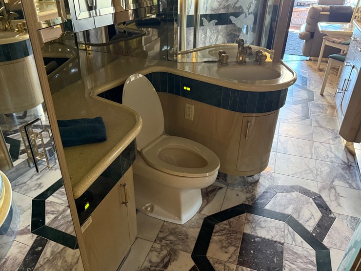 #7462-•-1994-liberty-prevost-coach-tour-bus-*nice!-image-36