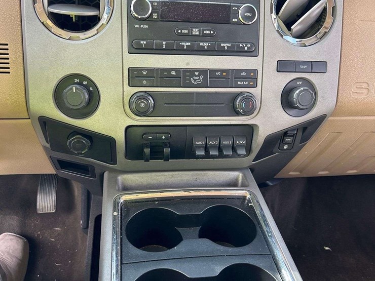 2013-ford-f450-image-17