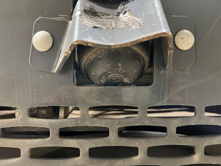 2015-deere-333g-image-16