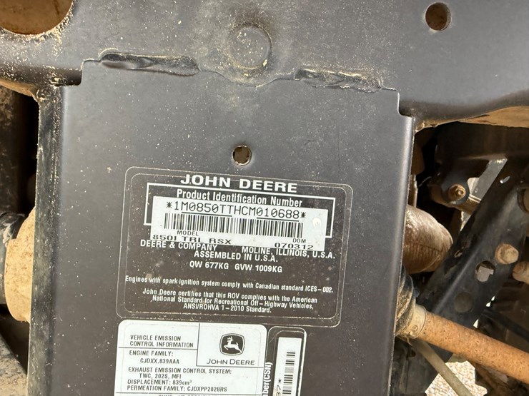 john-deere-gator-image-19