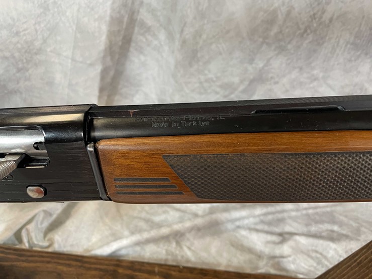#2029-•-hatfield-20-ga.-semi-auto-shotgun,-sn:-20a22-002137-image-18