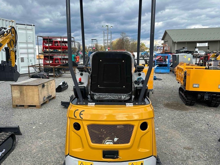 unused-sdle18p-mini-excavator-image-10