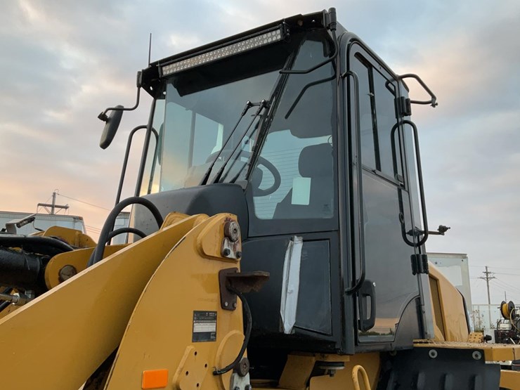 2014-caterpillar-914k-image-15