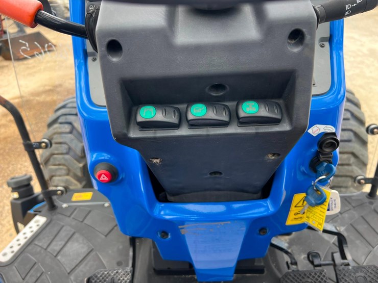 2022-new-holland-workmaster-120-image-33