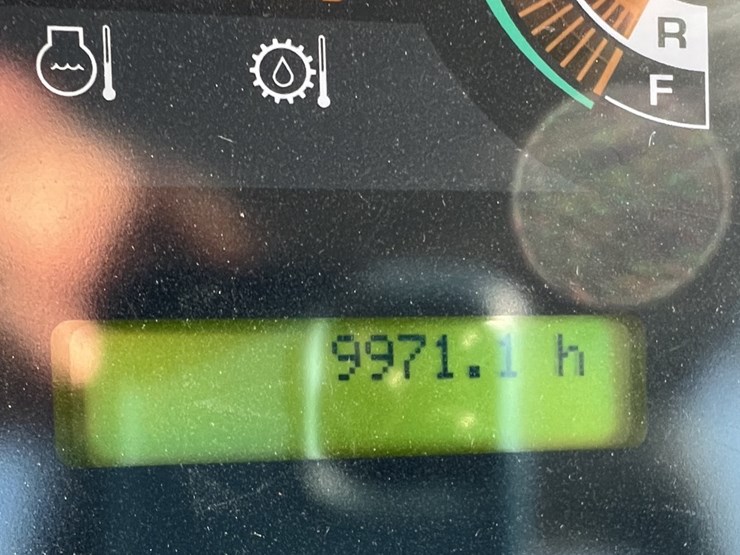 2012-komatsu-d39px-22-image-17