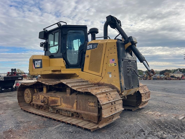 2015-caterpillar-d7e-lgp-image-6
