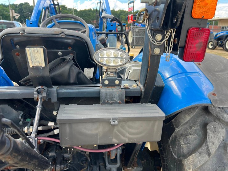 2020-new-holland-workmaster-105-image-32