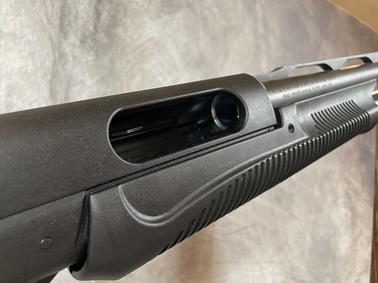 #2030-•-benelli-nova-12-ga.-pump-action-shotgun,-sn:-z185519-image-28