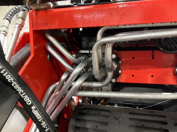 #1010-•-unused-ky380-mini-skid-steer-image-33