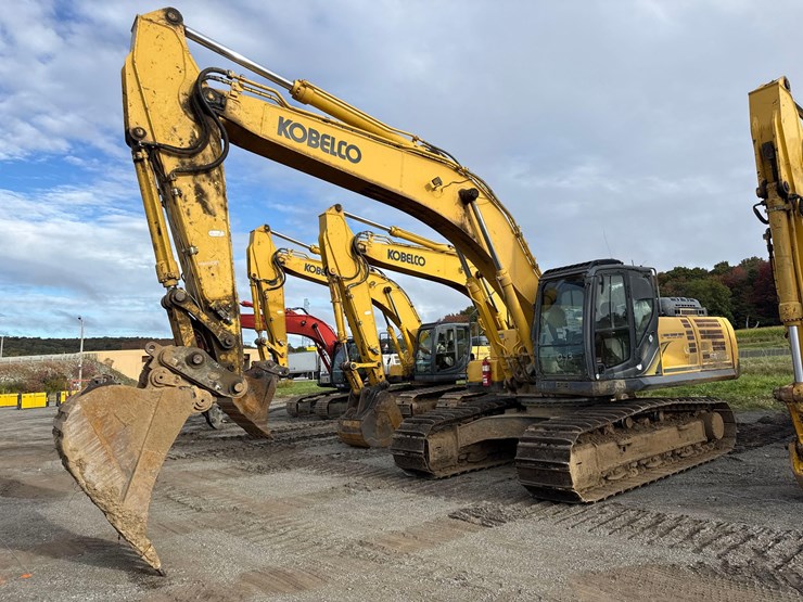 2015-kobelco-sk350-lc-9-image-1