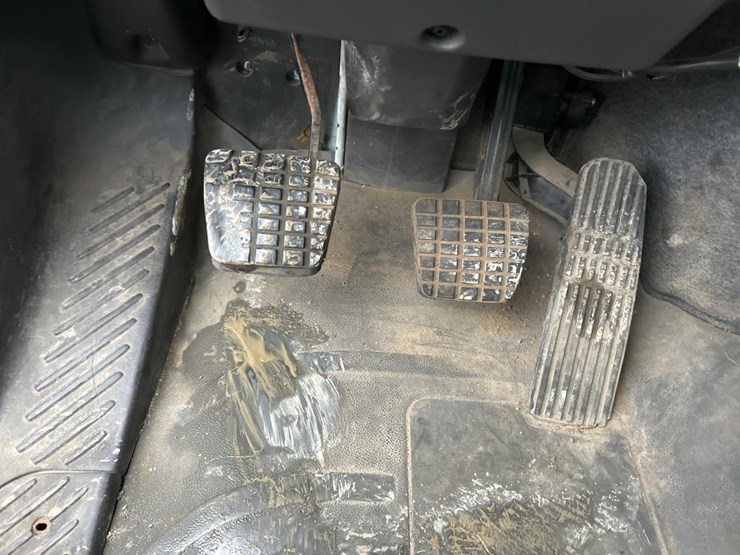 #5016-•-2008-freightliner-business-class-m2-cab-chassis-image-51