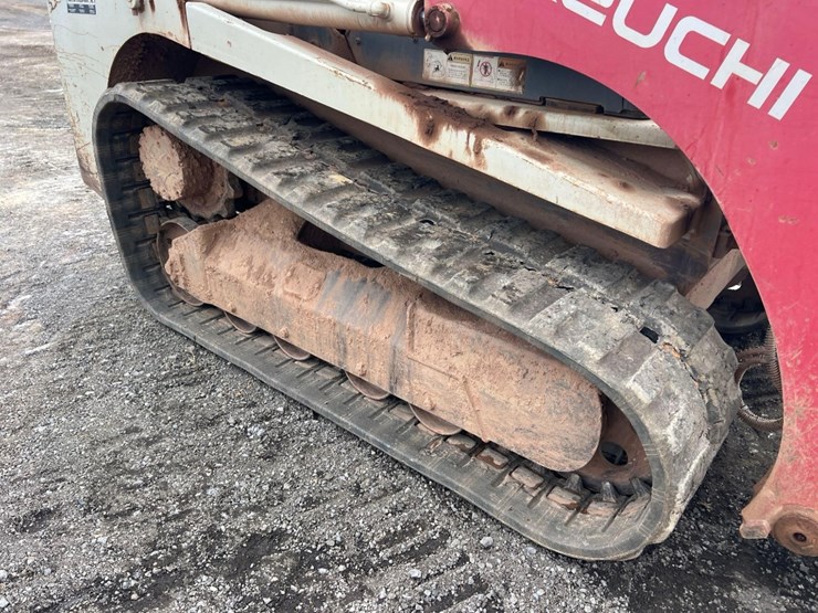 2013-takeuchi-tl10-image-12