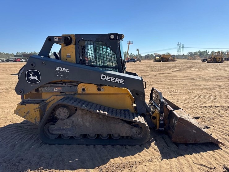 2020-deere-333g-image-5