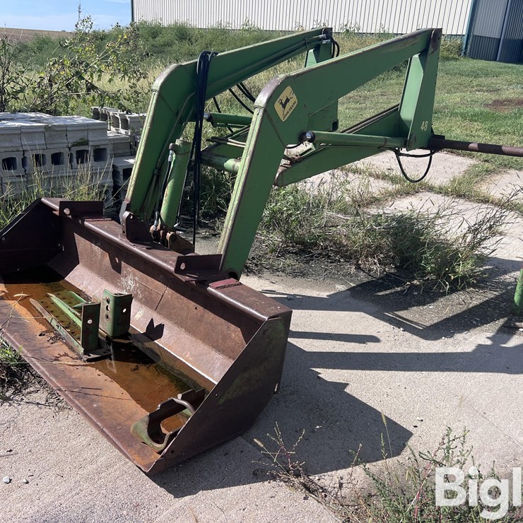 JOHN DEERE 48