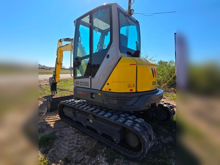 2025-wacker-neuson-ez50-zero-tail-excavator-extremely-low-hours-image-8