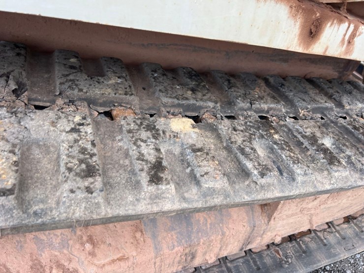 2013-takeuchi-tl10-image-15